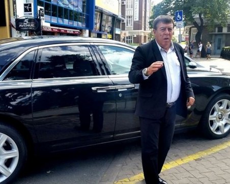 Бенчо Бенчев ще бъде разследван за пране на пари и данъчни престъпления