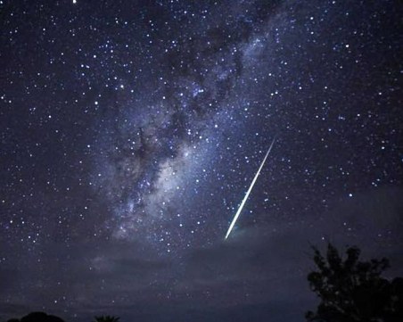 Дъжд от падащи звезди - съвсем скоро и над Пловдив