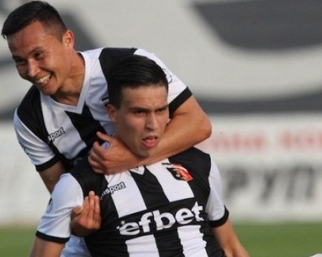 Локо отнесе 10 от Верея за втората си победа