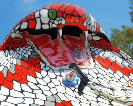 Пловдивчани хвърчат с 85 км/ч по водни атракциони СНИМКИ+ВИДЕО