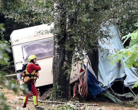 Порои заляха Франция, евакуираха 1600 души