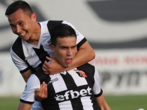 Локо отнесе 10 от Верея за втората си победа
