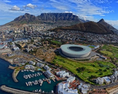 ЮАР ще съкрати 30 000 държавни служители