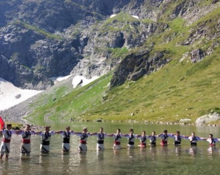 Глобяват нагазилите в Рилските езера, които снимаха филм