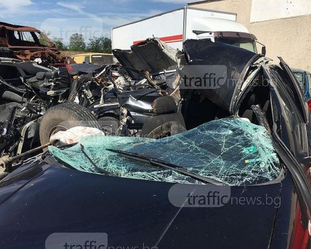 Пловдивчанин: Звънях на 112 за трактора, който погреба трима мъже, трябва да има наказани! СНИМКИ и ВИДЕО