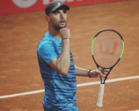 Мико с разгромна победа на старта на турнир в Германия