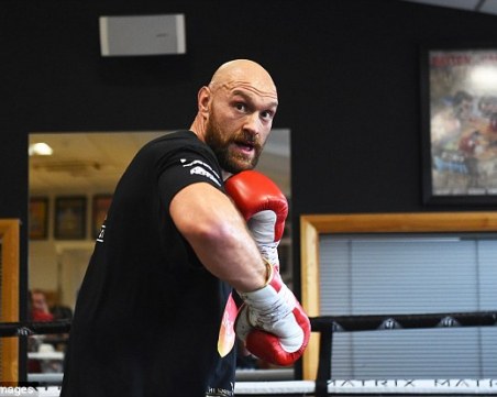 Тайсън Фюри за Джошуа: Идиот, който се страхува от сянката си