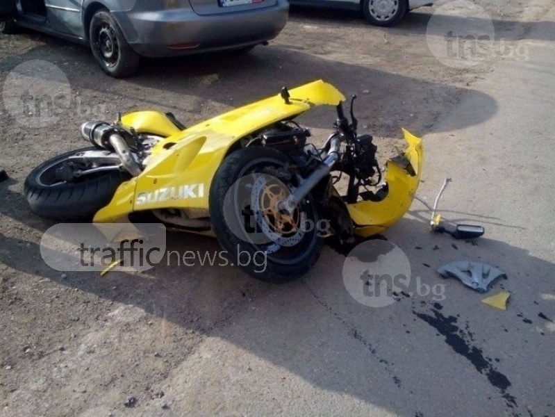 Пиян моторист се заби в мантинела край Пловдив, арестуваха го