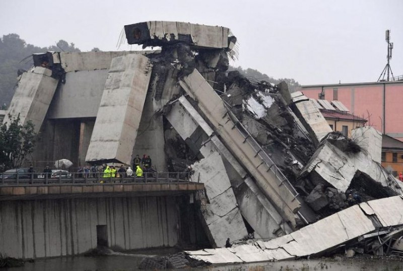 Броят на жертвите от срутения мост в Генуа достигна 30, сред тях и дете