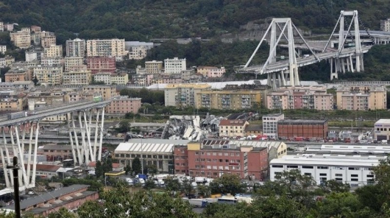 Консулът ни в Италия: Нямам информация български тираджия да е паднал от моста в Генуал и да е оцелял