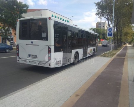 Абсурд! Кондукторка моли пловдивчани да подадат жалба, за да оправят климатика в рейса СНИМКИ