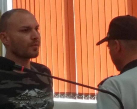 Полицаят трафикант иска на свобода, застава пред съда в Пловдив
