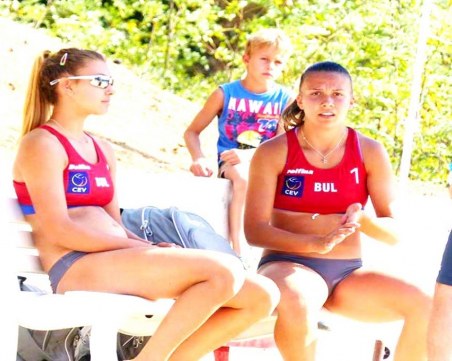 Маричанки продължават напред на европейското по плажен волейбол