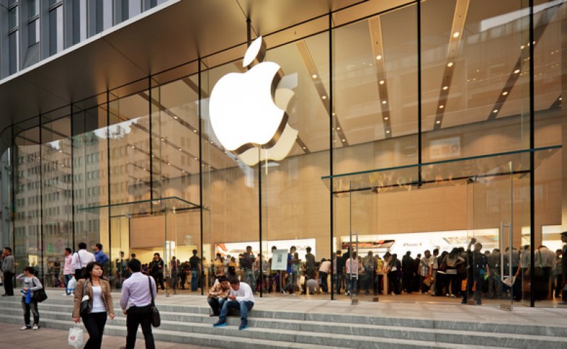 Тийнейджър призна, че редовно хаква “Apple“