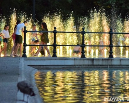 Бягайте от Пловдив в неделя! Жега мори всичко живо под тепетата