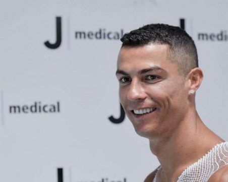 Кристиано Роналдо се оказа и страхотен певец ВИДЕО