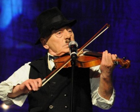 Емблематични парчета на Тодор Колев звучат на Летния театър