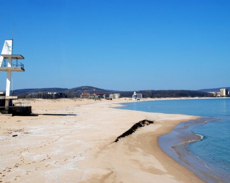 Пловдивчанин се удави на южния плаж в Приморско