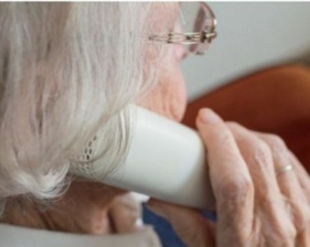 Пловдивчанка хвърли над 3 бона през терасата в 