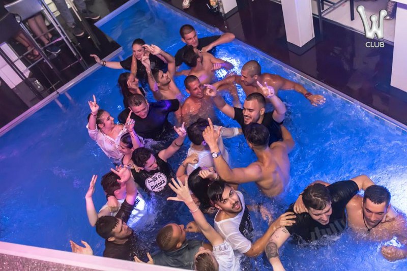 Лъчо и Тото от “СкандаУ“ подготвят най-дивото лятно парти в пловдивски клуб СНИМКИ
