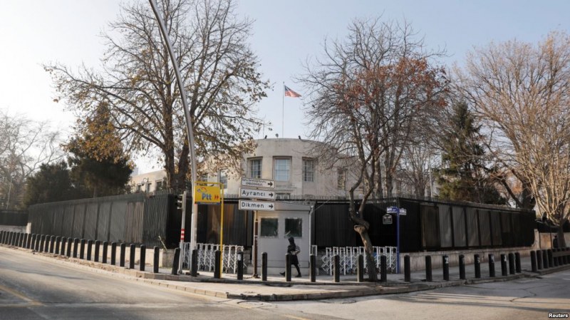 Откриха стрелба по посолството на САЩ в Анкара