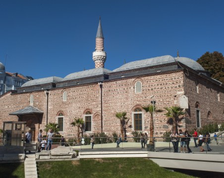 Мюсюлманският свят празнува днес Курбан Байрям