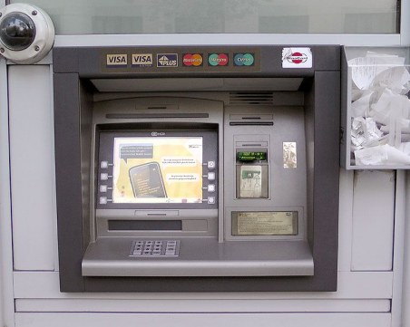 Хакери опитаха да източат личните данни на десетки пловдивчани! При някои успяха СНИМКА