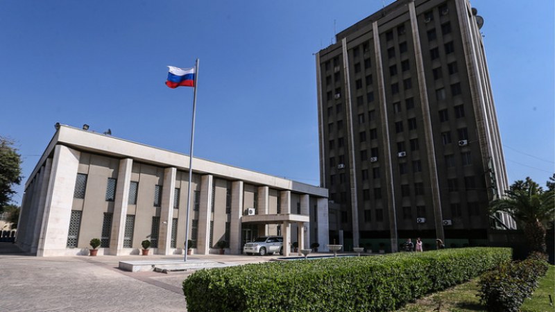 Евакуираха руското посолство в София