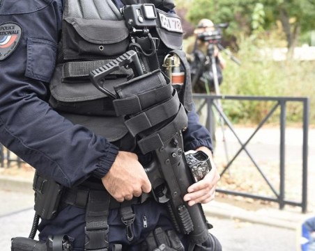 Не е тероризъм - нападателят от Париж имал сериозни психични проблеми