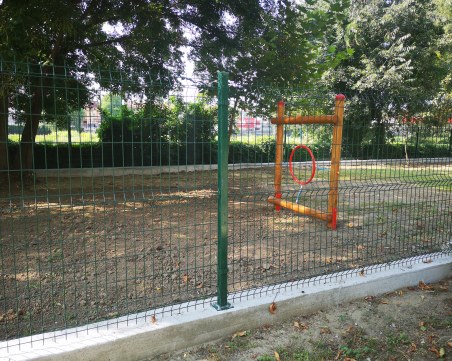 Откриха нова кучешка площадка край Марица СНИМКИ