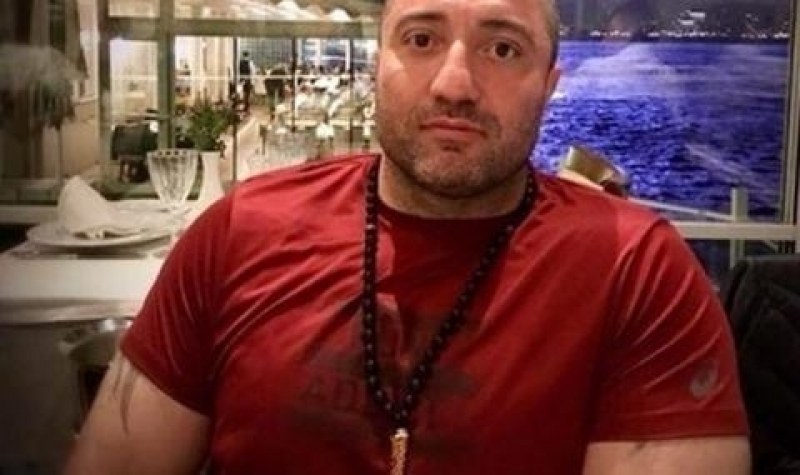 Митьо Очите стана дядо на момиченце