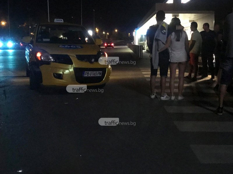Такси остана без броня след инцидент в Тракия тази нощ СНИМКИ