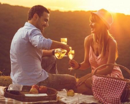 Любовен уикенд хороскоп за 25-26 август