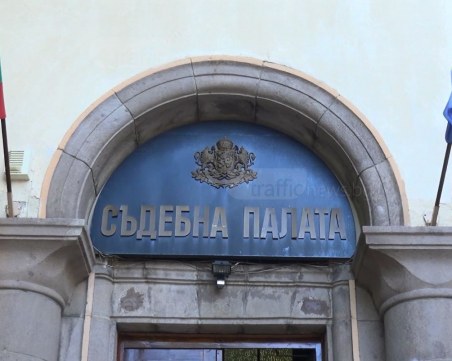 Мъж нападна бившата край Пловдив: Докато дойде полиция, ще те направя да не се познаеш