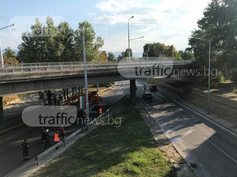 Голяма авария с тролейбусни жици на Коматевския възел СНИМКИ