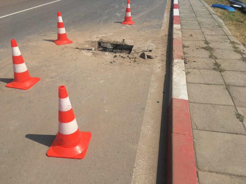 Взимат проби от асфалта на мястото на катастрофата с 16 загинали край Своге