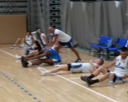 Академик Бултекс 99 започна подготовка със сръбски гард на проби