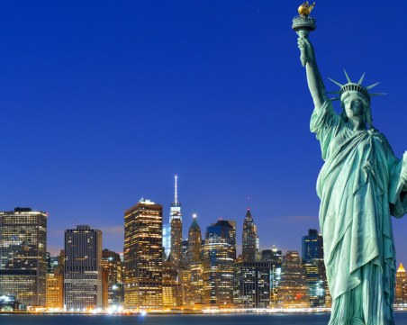 Евакуираха острова на Статуята на свободата заради пожар