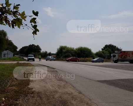 Отцепиха целия район около тежката катастрофа край Поповица с две жертви СНИМКИ+ВИДЕО