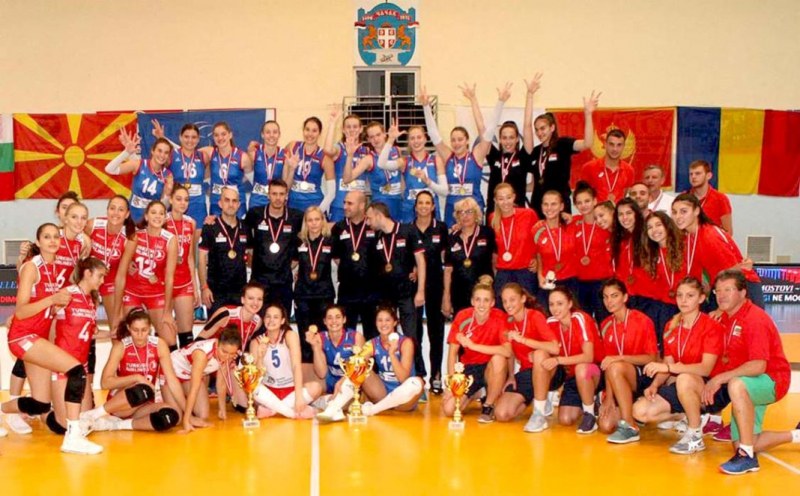 Четири маричанки с бронз от Балканиадата по волейбол
