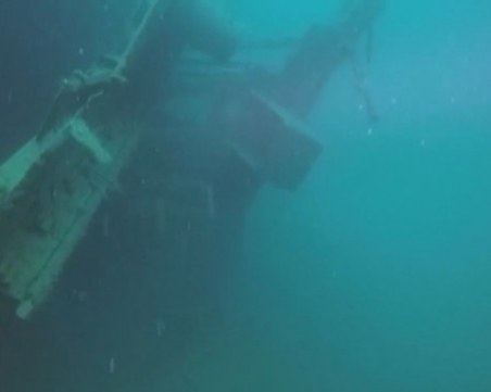 Код “мазут“ край Созопол, морските власти с вързани ръце заради бурно море