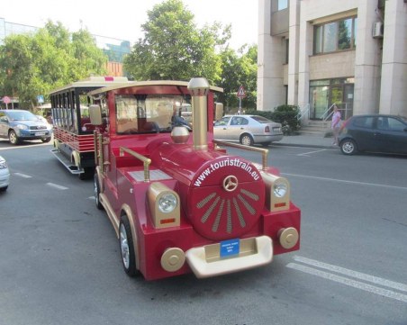 Пълен абсурд: Община се охарчи с 360 бона за влакче, бракува го след месеци