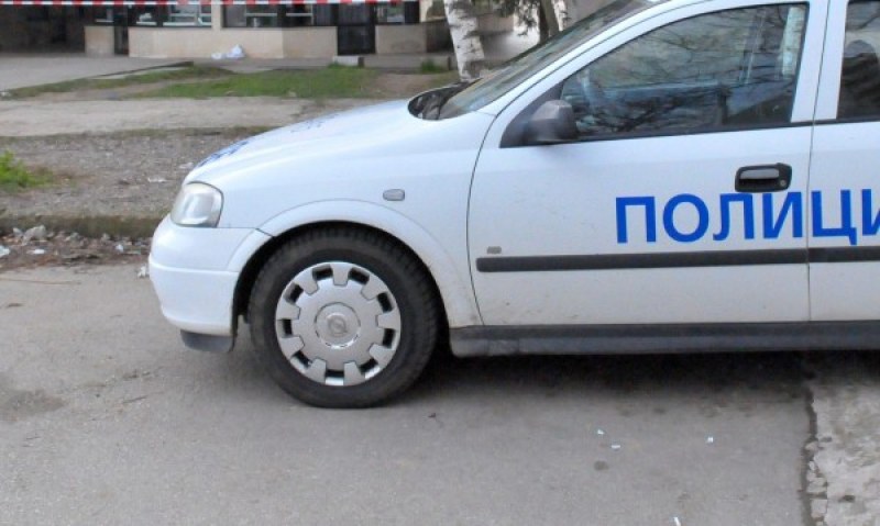 Бой на кръстовище: Шофьор счупи прозорец на пловдивски бус СНИМКИ