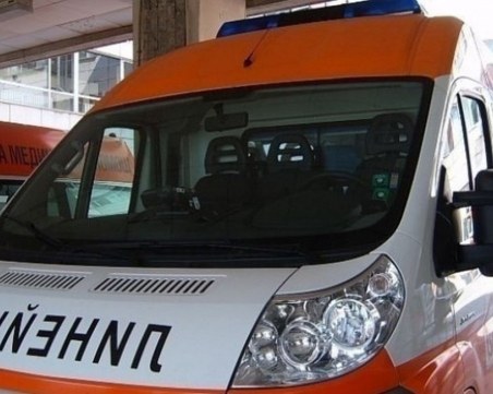 31-годишен пиян мъж нанесe побой над баща си, и двамата са в болница