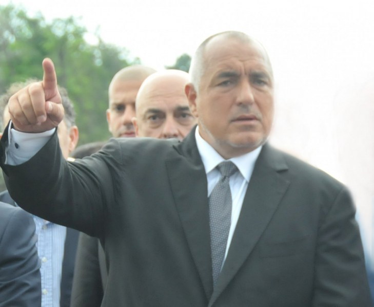 Бойко Борисов поиска оставките на трима министри, отговорни за катастрофата край Своге