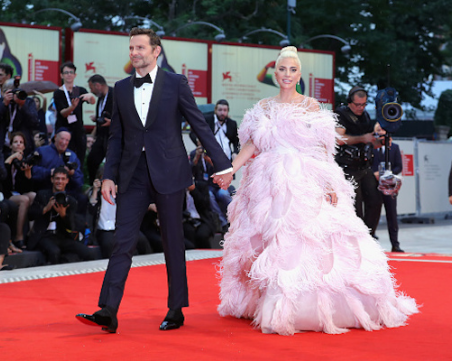 Лейди Гага напълно се преобрази СНИМКИ