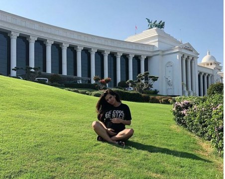 Преслава показа бременното си коремче СНИМКИ