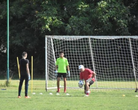 Спартак Пловдив привлече легенда на Ботев за треньор СНИМКИ