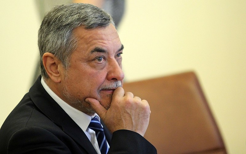 Партията на Валери Симеонов решава дали да остане в правителството