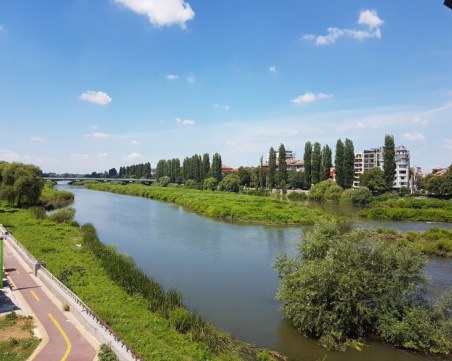 Пръскат срещу комари от днес до 13 септември